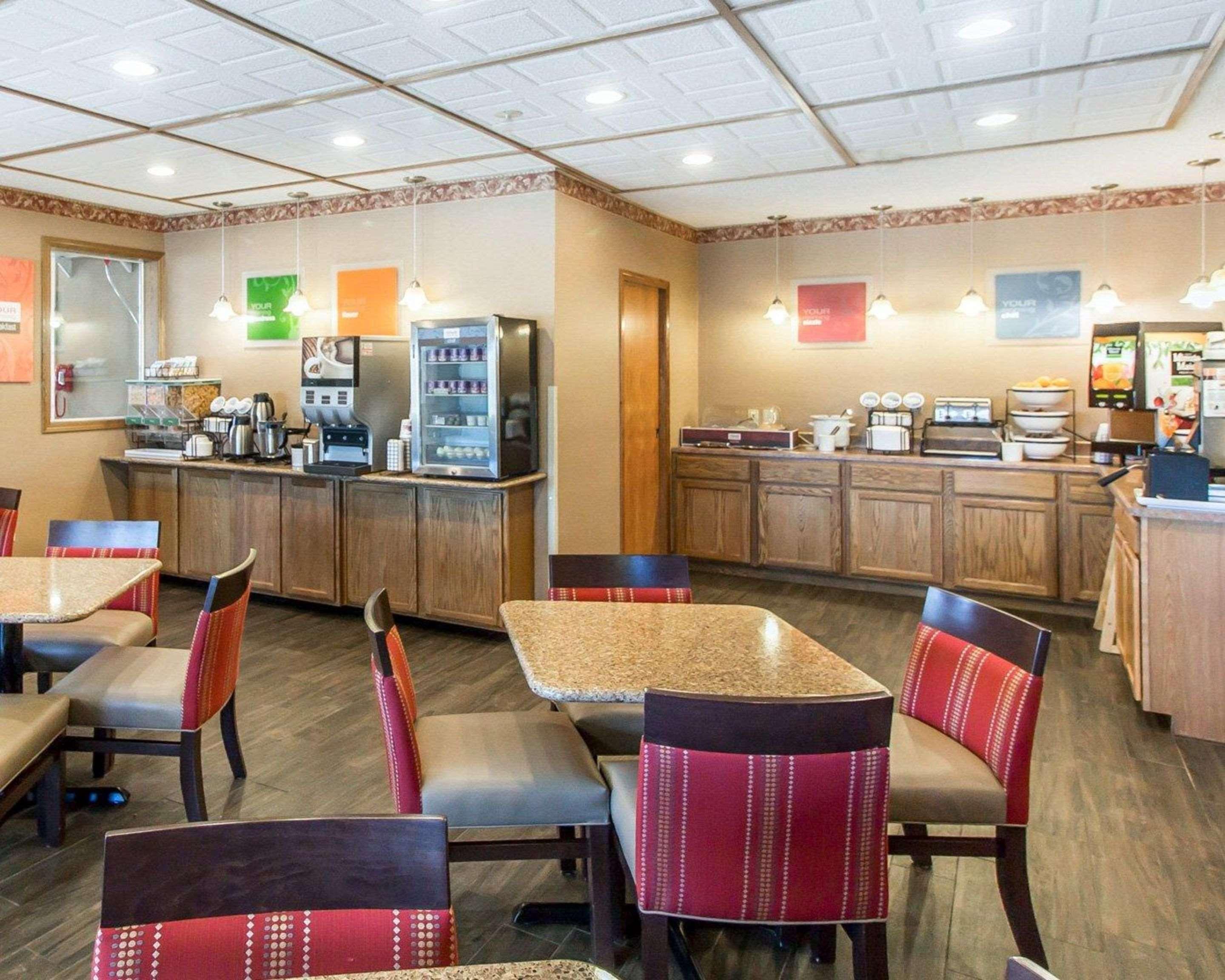 ולנטיין Comfort Inn מראה חיצוני תמונה