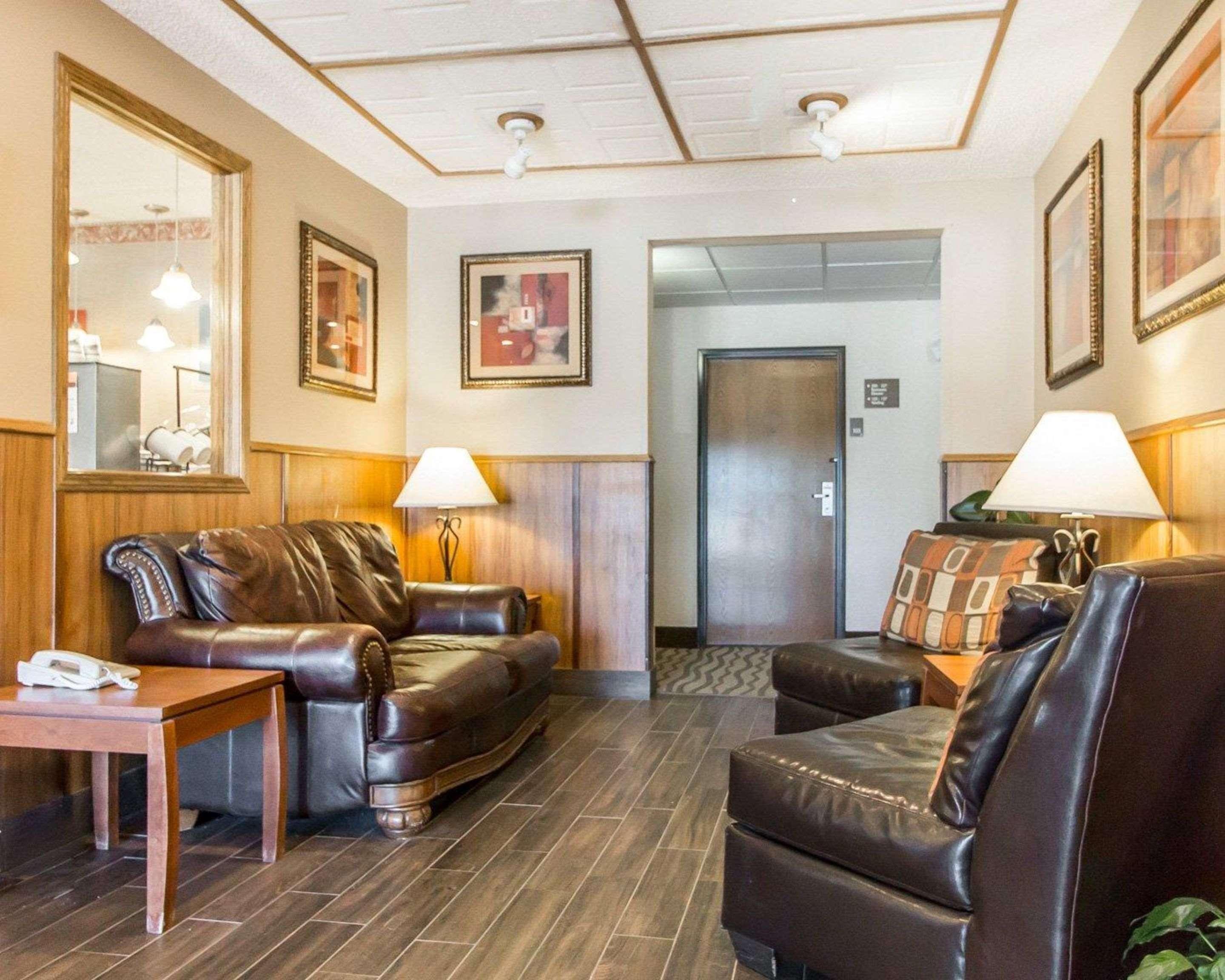 ולנטיין Comfort Inn מראה חיצוני תמונה
